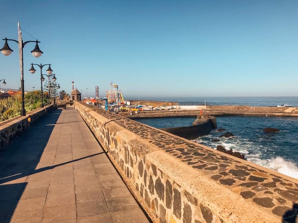 Batera de Santa Barbara in Puerto de la Cruz is a good place for a promenade 