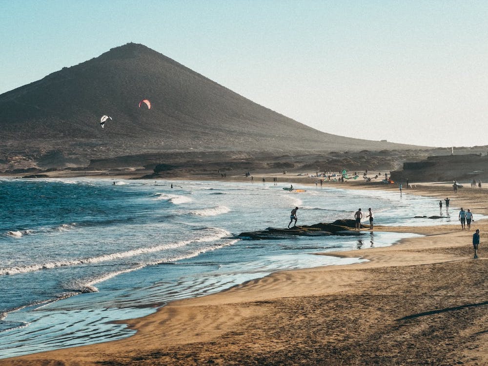 Tenerife plage montagne 